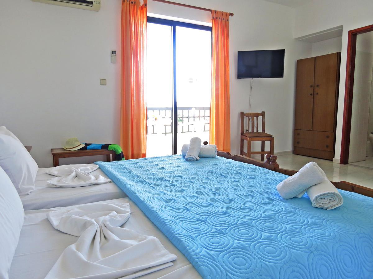 Debby Apartments Ялисос Екстериор снимка